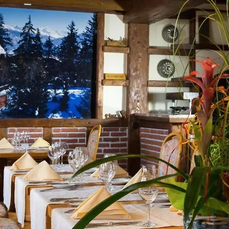 Sleeps 4 Pool Wifi T032020 Appartement *