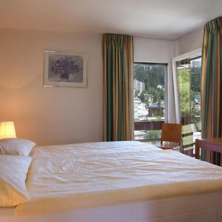 Sleeps 4 Pool Wifi T032020 Appartement Crans-Montana